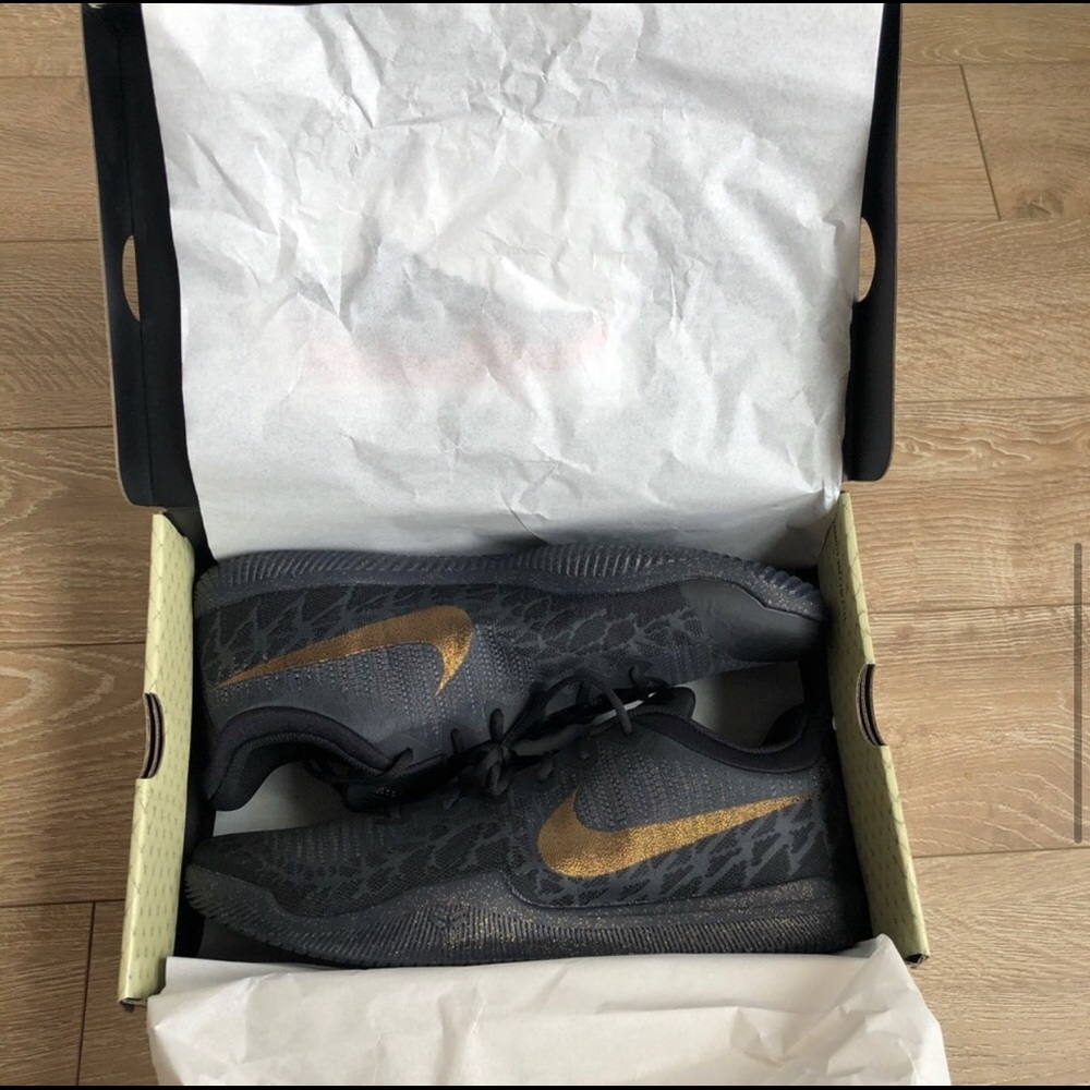Nike Mamba Rage Kobe Bryant basketball shoes - Picture 5 of 8